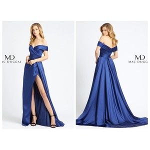 Mac Duggal Gown Style #12099D in Midnight Size 8 NWT *Flaw*